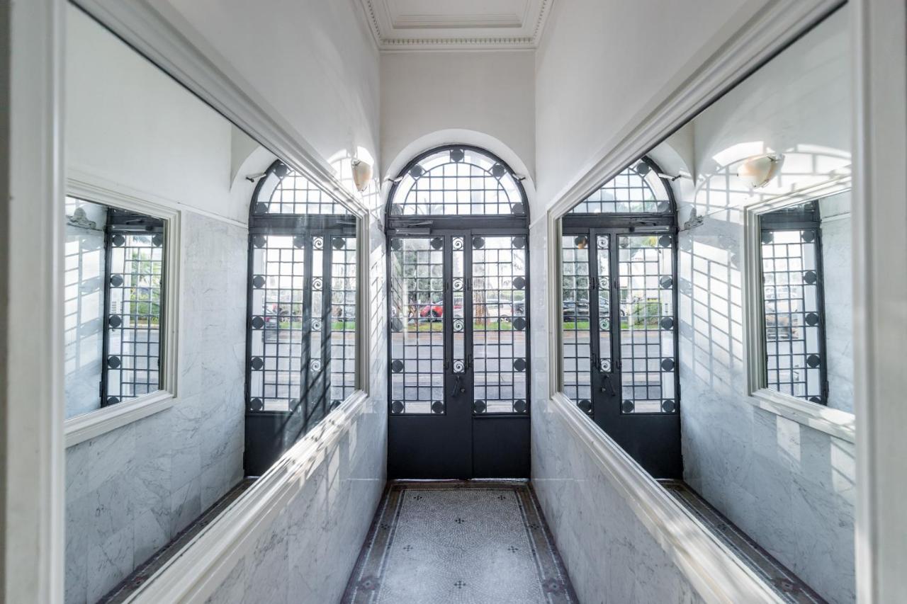 Le 323 Prom - 2 Chambres - Ac - Parking - Tram Et Supermarche Proches - Front De Mer Ницца Экстерьер фото