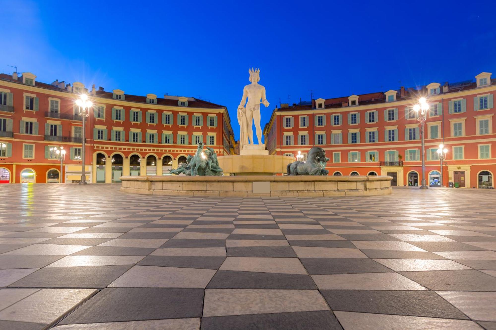 Le 323 Prom - 2 Chambres - Ac - Parking - Tram Et Supermarche Proches - Front De Mer Ницца Экстерьер фото